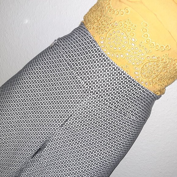 Yellow Eyelet Top, Ava & Viv 1X * Black & White Peck & Peck Pant *Black Sweater - Picture 7 of 9